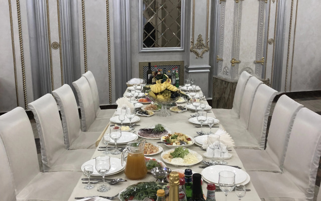 Отель Гранд Лион