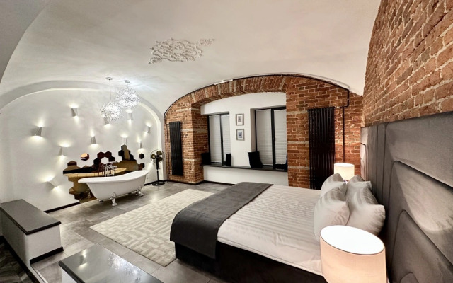 LITEINY  Royal Apartments