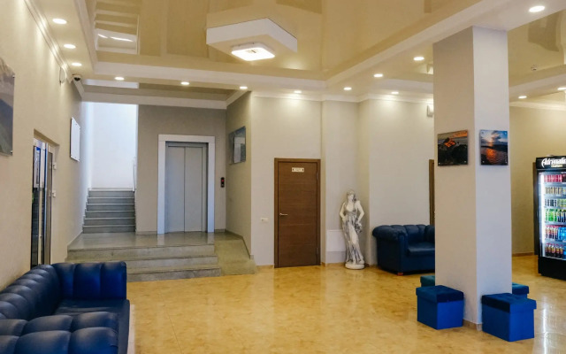 Sedymoye Nebo Hotel
