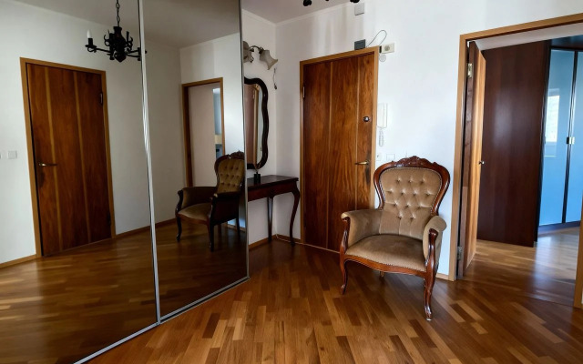 Квартира 3х комнатная квартира на Богатырском 4