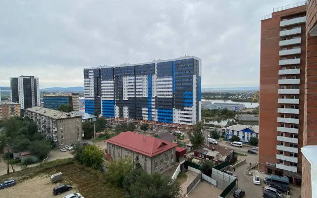 V Tsentre Goroda Flat