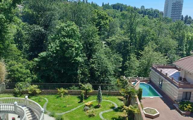 Kolizey Guest House