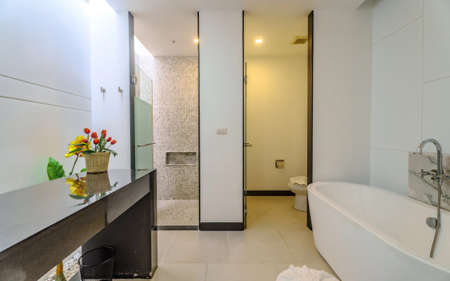 Wings Elegant 2Br Bang Tao Beach Villa