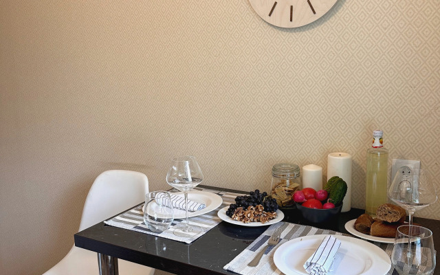 Апартаменты на Большой Технической 8