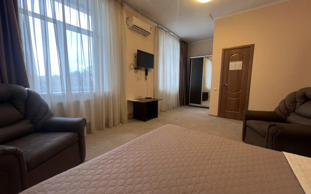 Yuzhnyij Dvorik Mini-Hotel