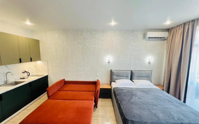 Uyutnye apartamenty s vidom na basseyn Apartments