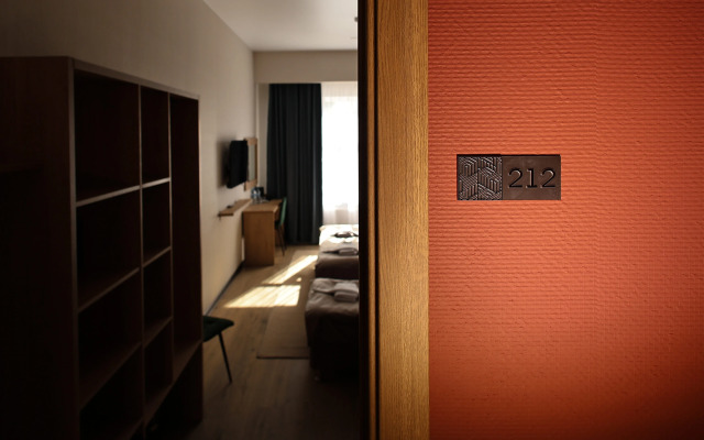 Golden Norris Hotel
