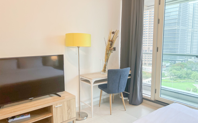 Cosmos Living Spacious Studio With Balcony Apartments