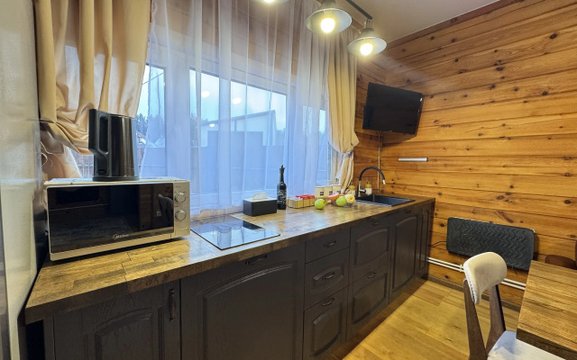 Uyutny Derevyanny Domik U Reki Private House