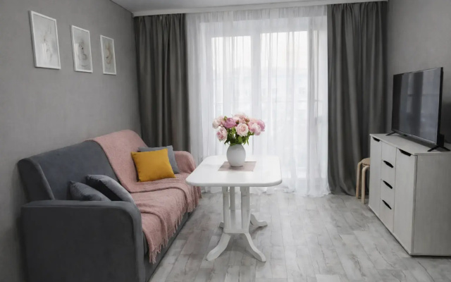Apartamenty Virdzinia do 4 Cel. na Vozrozdenia 51 Patnica Set' Posutocnyh Kvartir