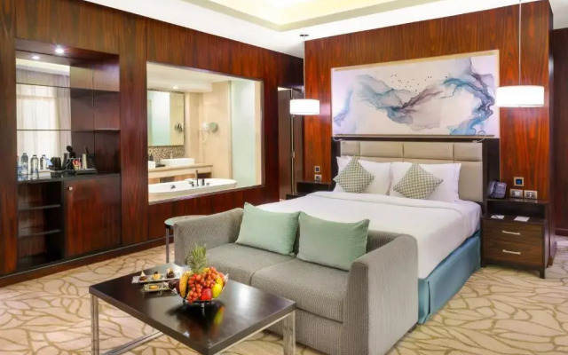 Отель Triumph Luxury Hotel