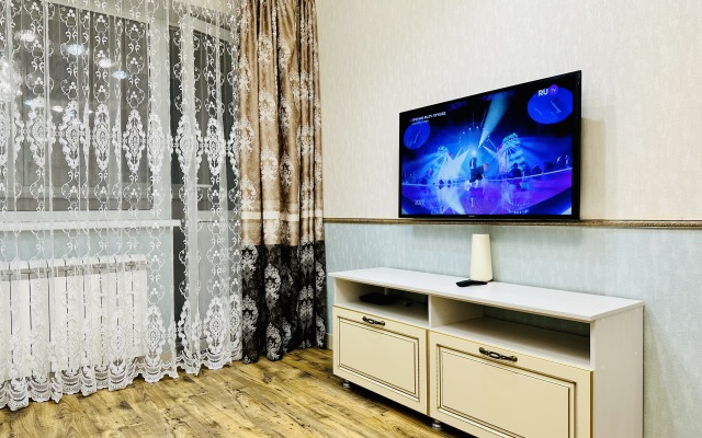 S Yevro-Remontom Na Mira 74 Flat