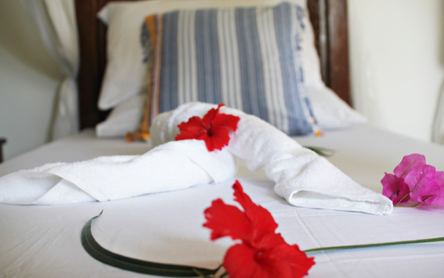 Aya Beach Bungalows Hotel
