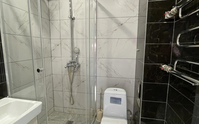 Апартаменты на Адмирала 27 -104