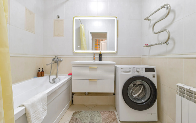 Shikarnaya 3shka v serdtse stolitsy Flat