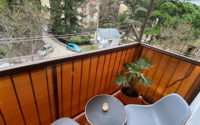 Treneva 3 Yalta Flat