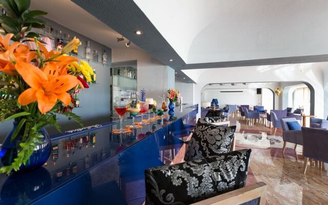 Grand Muthu Oura View Beach Club Apart-Hotel