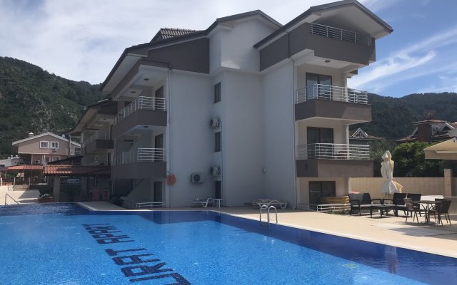 Murat Apart Deluxe Apartments