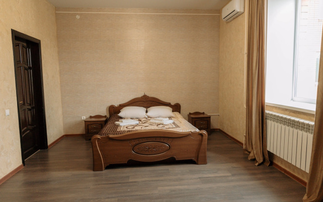 Korona Hotel