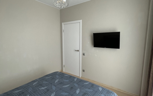 Квартира 1-ком в новом доме посуточно