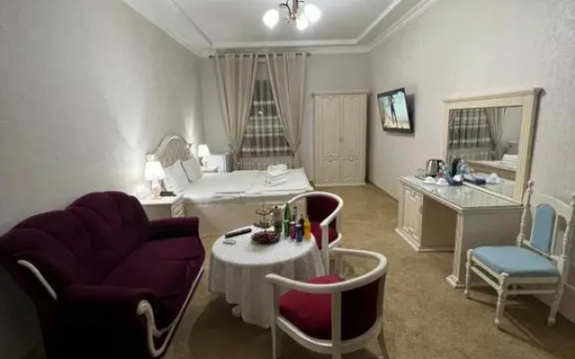 Amina hotel