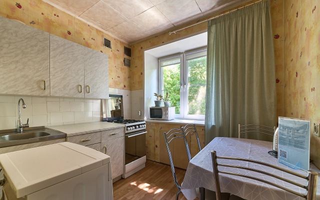 Квартира Двухкомнатная на Мира 12