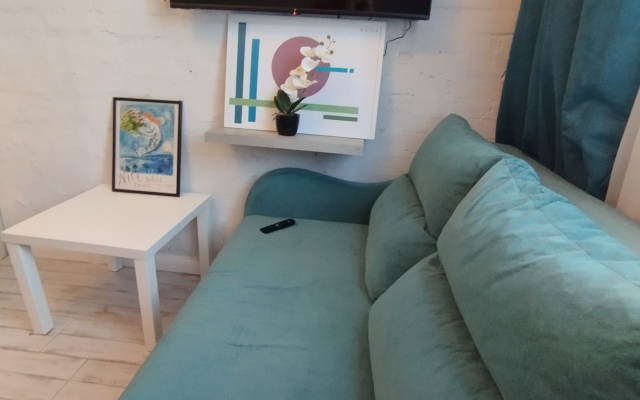 Апартаменты  Мятный уголок Уютная студия  с диваном у Ботанического сада