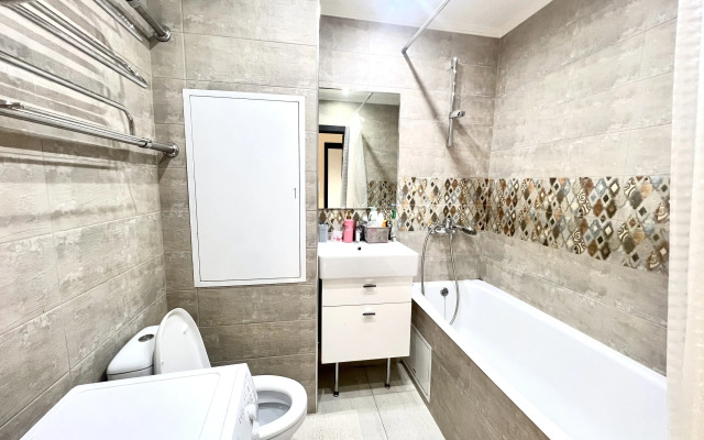 Kvartira Na Shipilovskoy 1 Minuta Peshkom (1) Apartment