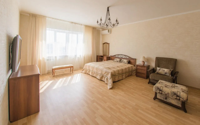 Апартаменты На Правды 25