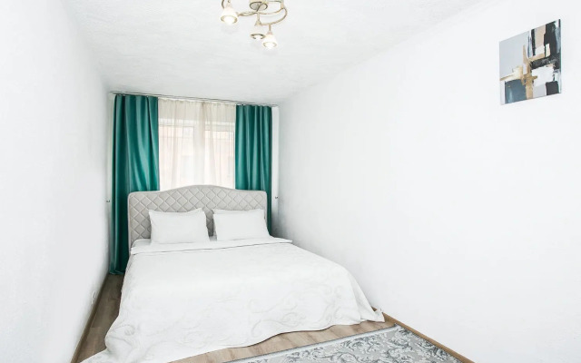 Апартаменты 3х комнатные Интернациональная 15 Центр