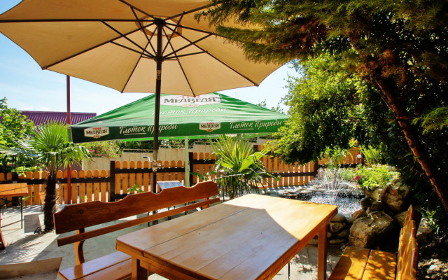 Laza Mini-Hotel