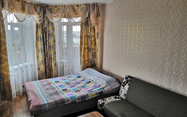 Vysotka Apartments