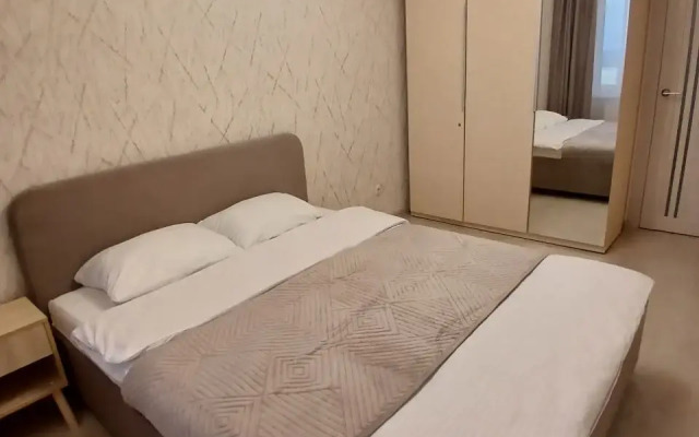 Квартира Уютная с красивым видом и окна