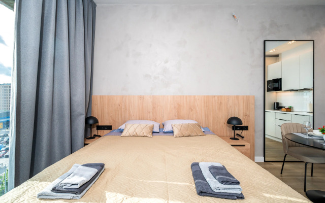 S Bolshimi Oknami Apartments