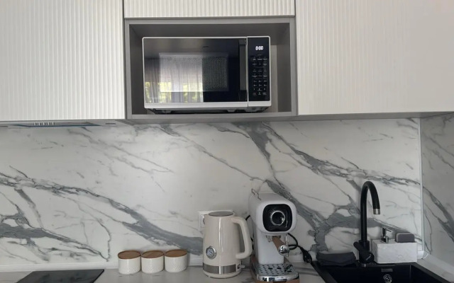 Patio Uk Atmosfera S Vidom Na Gory Apartments