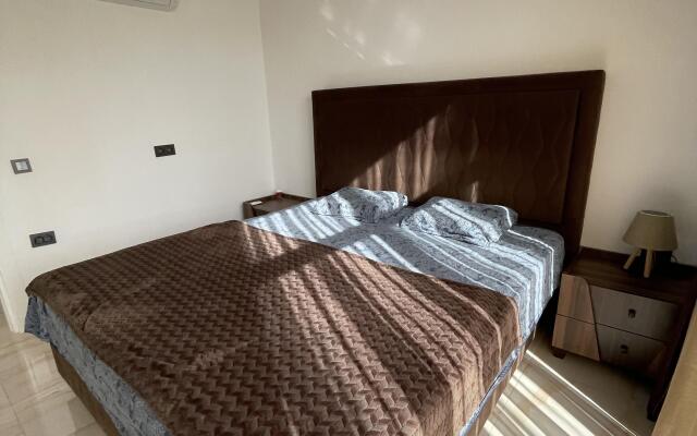 Apartaments y Morya 320 m s Balconom