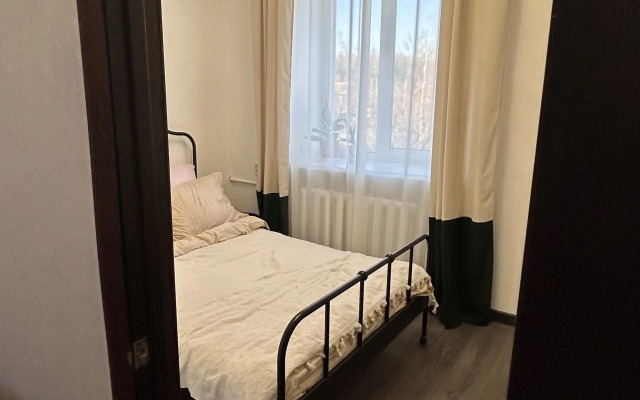 Stalinka Na Gagarina Flat