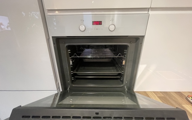 Апартаменты GEOMETRY - Просторная квартира с панорамным видом на реку в центре