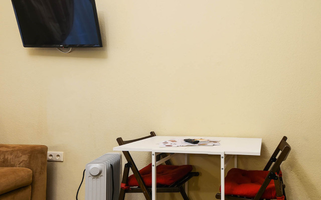 Апартаменты Толстой Сквер