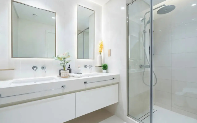 Апартаменты Palm View Flat at Beach Vista