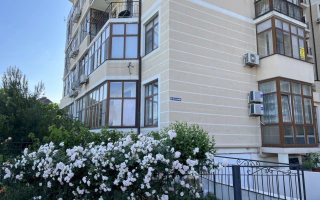 Апартаменты 332 Двухкомнатные Крымская 21