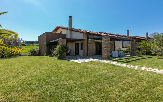 Inuit I Luxury Pool Sani Villa