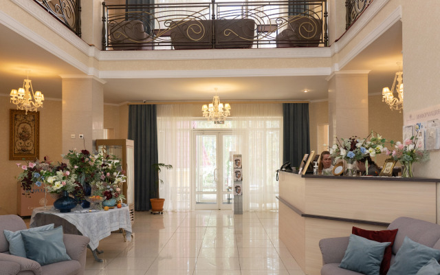 Отель Талес