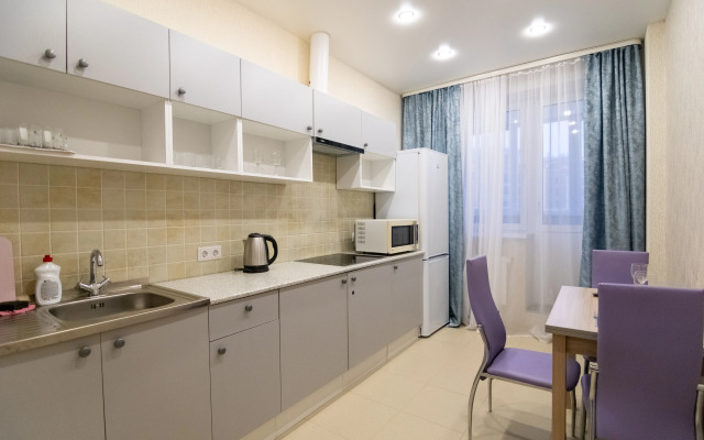 V tikhom rayone s khoroshim remontom Apartments
