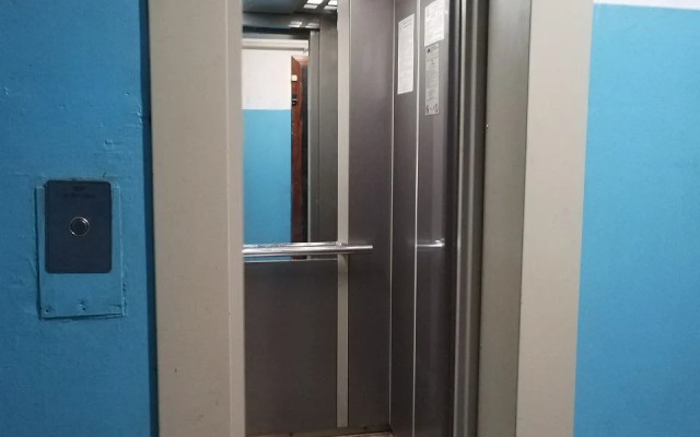 Vmestitelnaya I Uyutnaya 2 Komnatnaya Flat