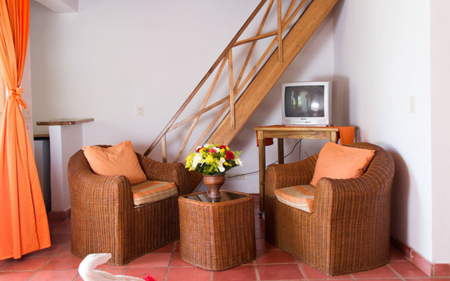 Residencia Del Paseo Apart-Hotel