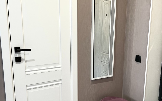 Апартаменты Уютная квартира на Хохлова 8