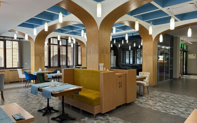 Отель Бугарь