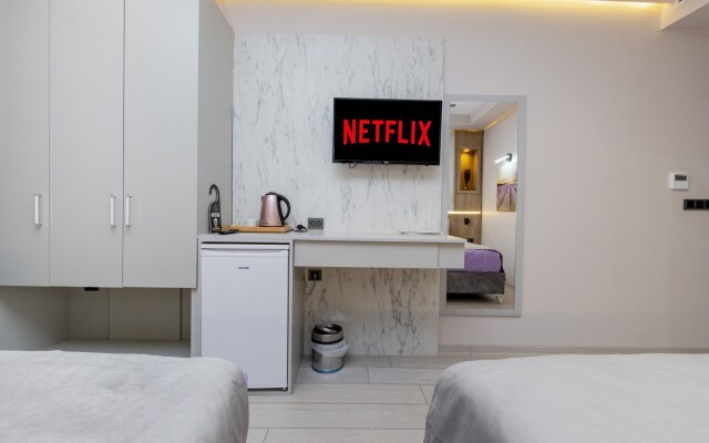 Lavender Hotel