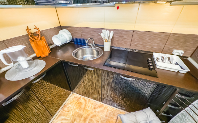 S zaseleniyem Lutshiy servis Posutochno50 Apartments